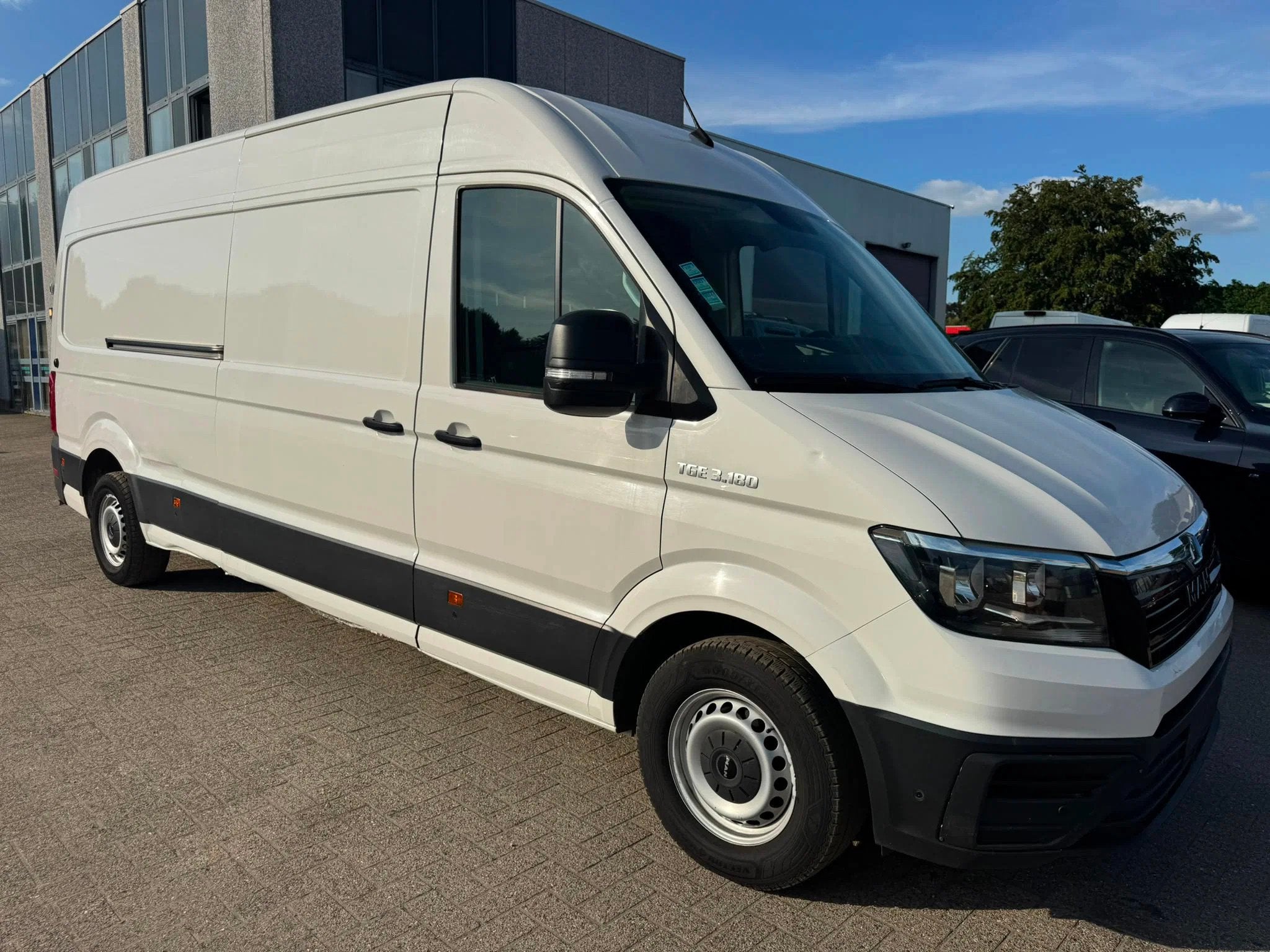 MAN TGE *3.180-EURO 6B-CARRIER-BELGIAN ORIGINE* (bj 2019), Autos, Camionnettes & Utilitaires, 177 ch, Achat, Entreprise, Diesel