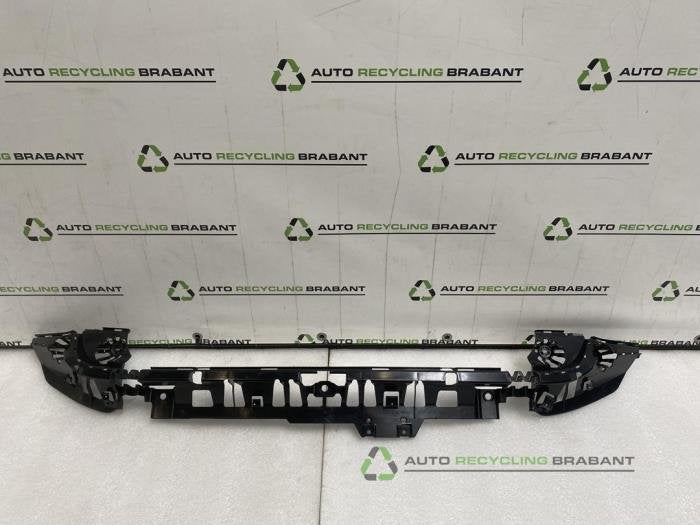 Support pare-chocs arrière centre d'un BMW 1-Serie, -, 3 mois de garantie, Utilisé, -