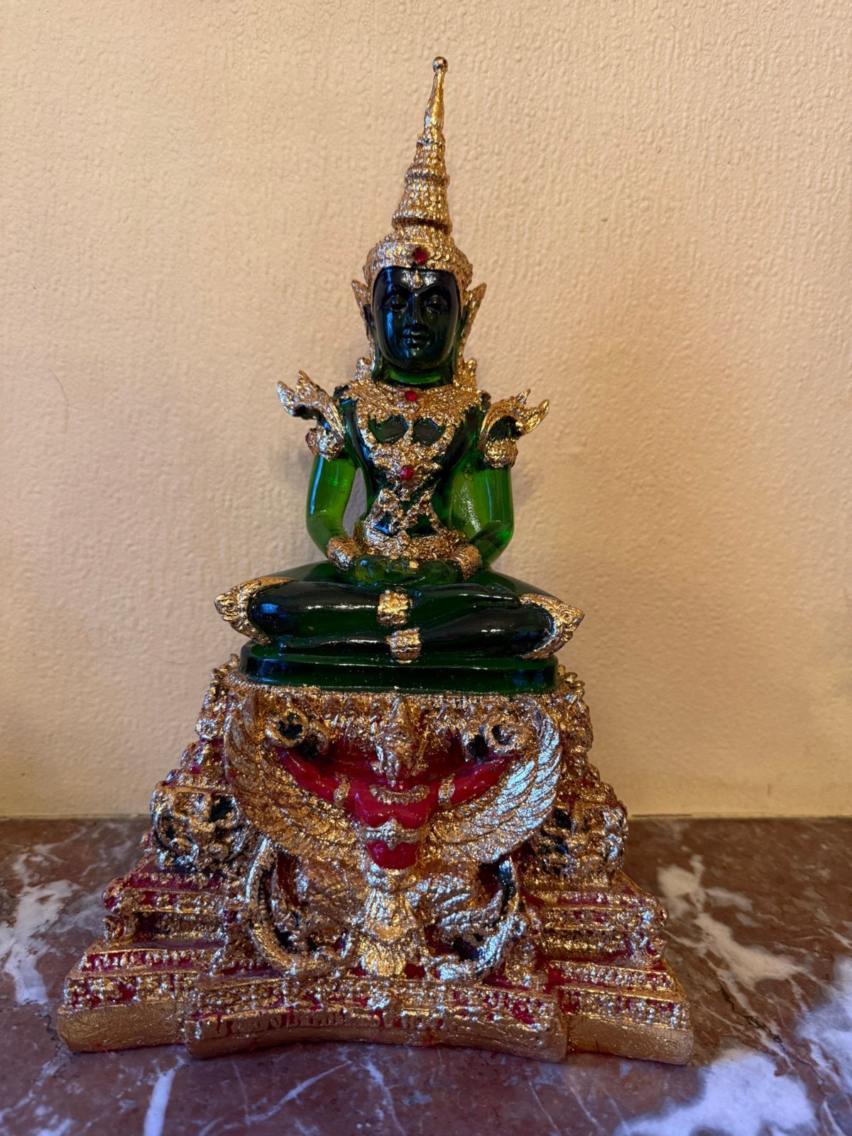 Statue du Bouddha d'émeraude de Thaïlande, Enlèvement, Comme neuf, Accents dorés