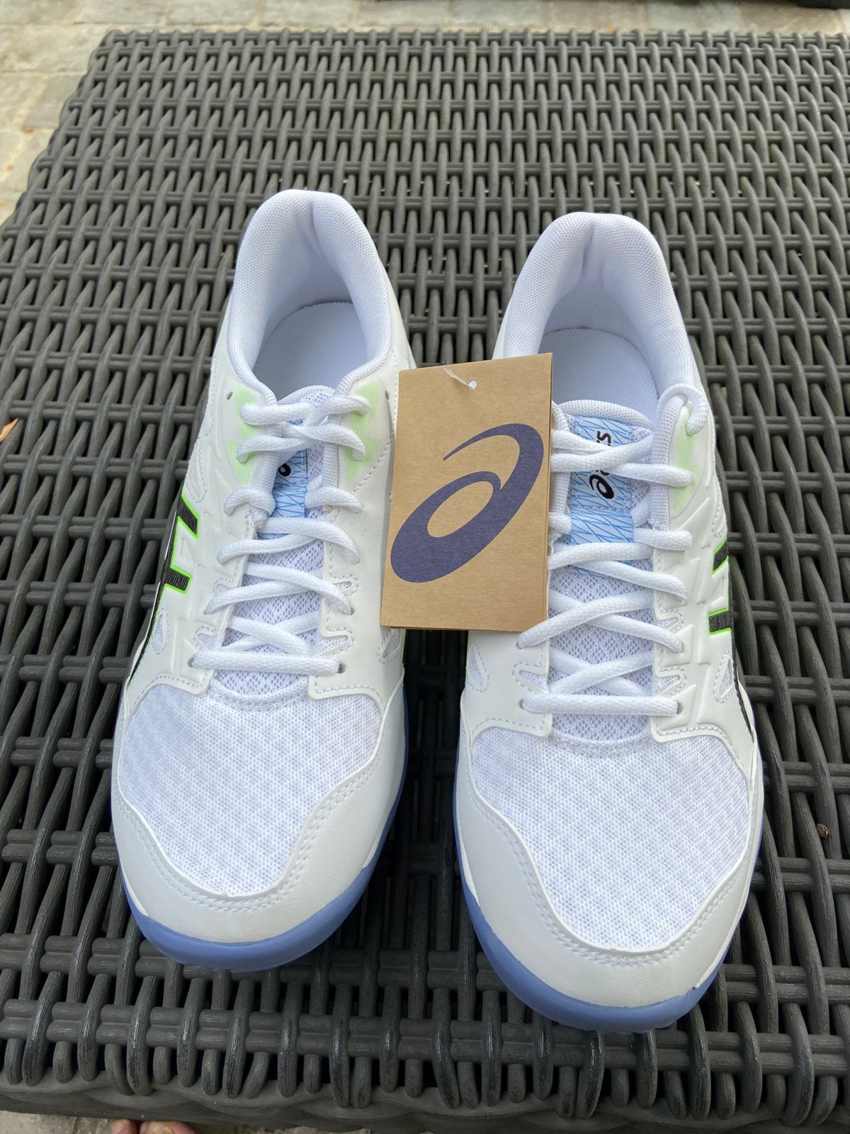 Sportschoen Asics nieuw, Sport en Fitness, Loopsport en Atletiek, Ophalen, Zo goed als nieuw, Asics