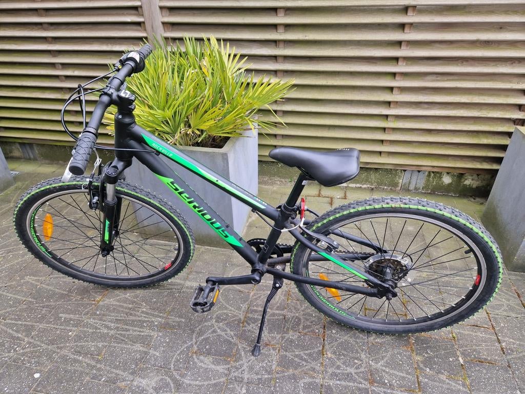 Jongensfiets 24" Serious - groen en zwart, Fietsen en Brommers, Ophalen, Versnellingen