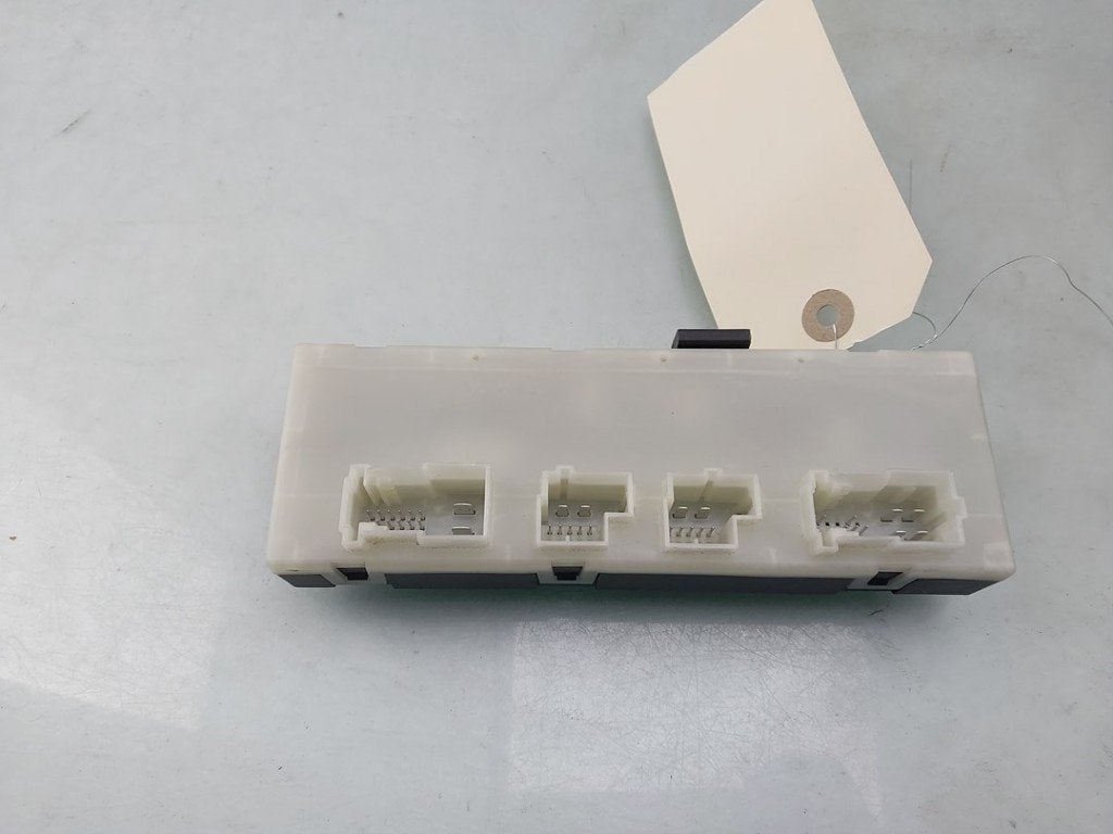 MODULE ACHTERKLEP MOTOR BMW 3 serie Touring (G21), Gebruikt, BMW, Petuelring 130
80809  München, DE, Bayerische Motoren Werke AG