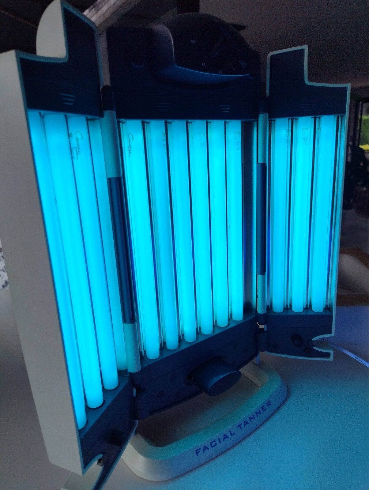 Gezichtsbruiner, Electroménager, Solarium, Banc solaire & Bronzage facial, Enlèvement, Comme neuf, Solarium visage, 10 à 15 lampes