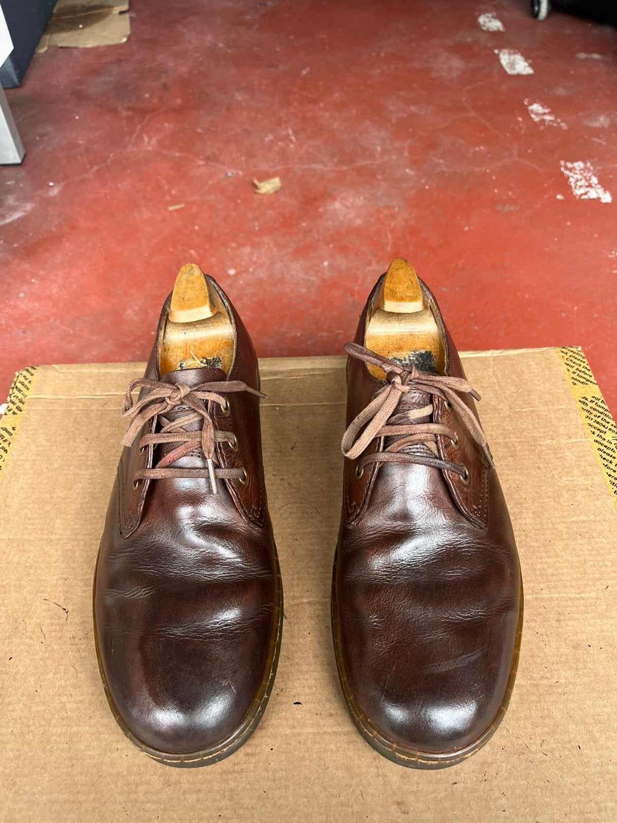 Derby Dr Martens, Enlèvement ou Envoi, Porté