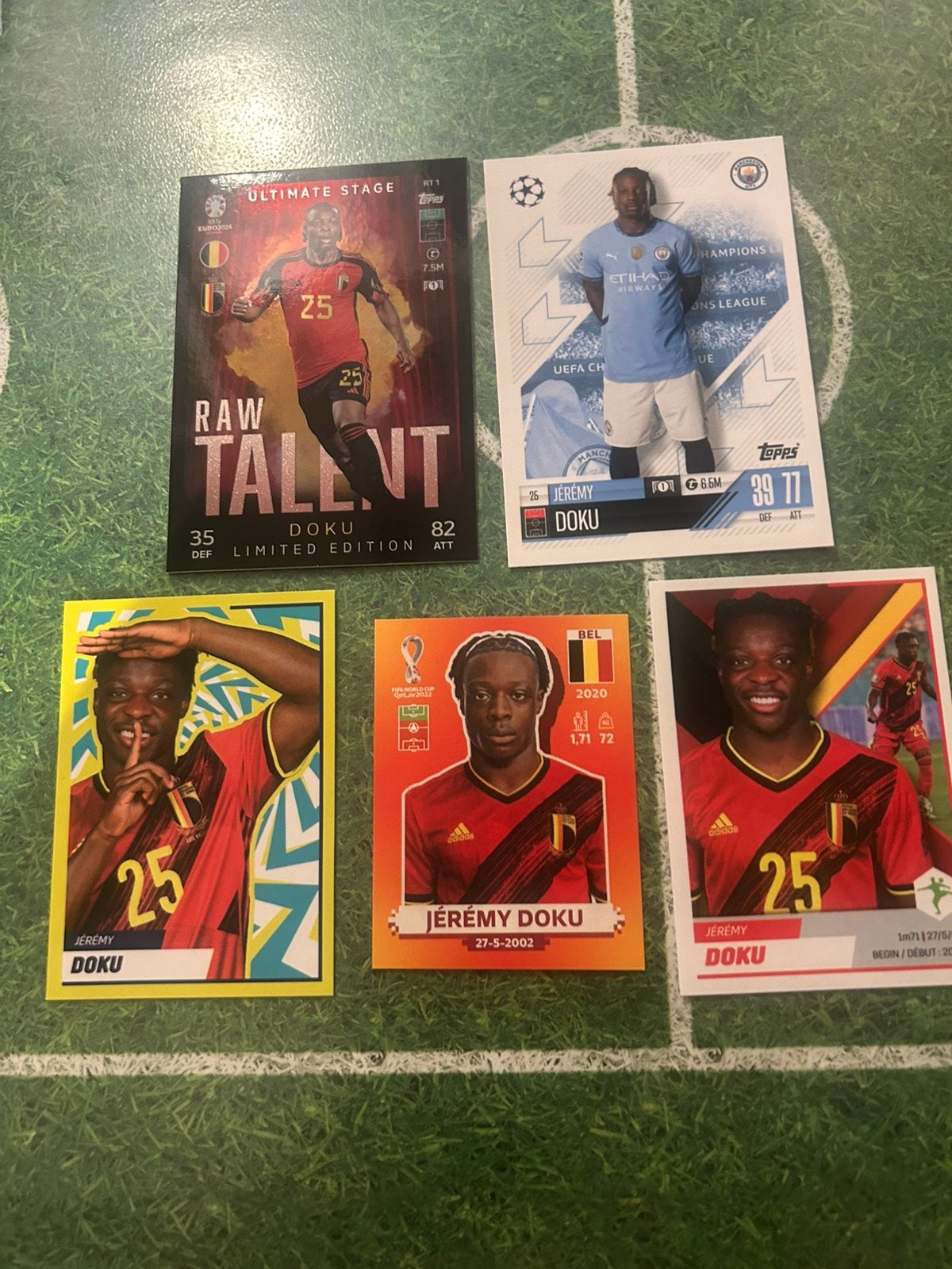 5 Jeremy Doku kaarten/stickers, Ophalen of Verzenden, Nieuw, Stickers en Plaatjes
