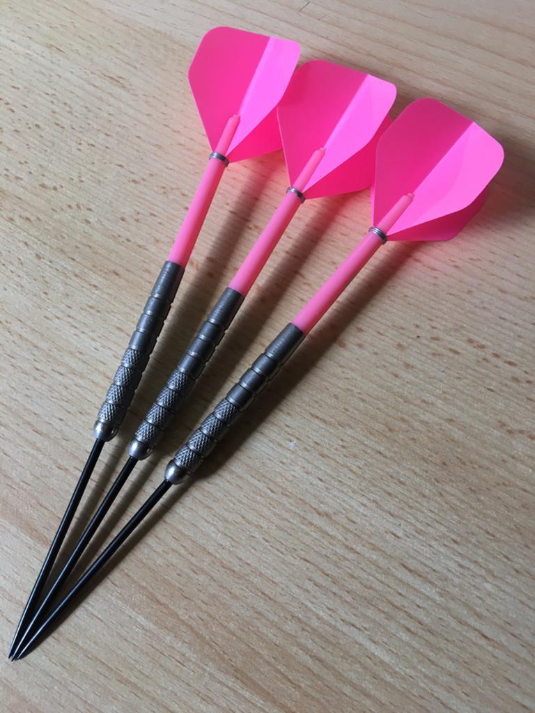 Tungsten darts met extreem lange punten 25 gram, Sports & Fitness, Fléchettes, Enlèvement ou Envoi, Utilisé, Fléchettes