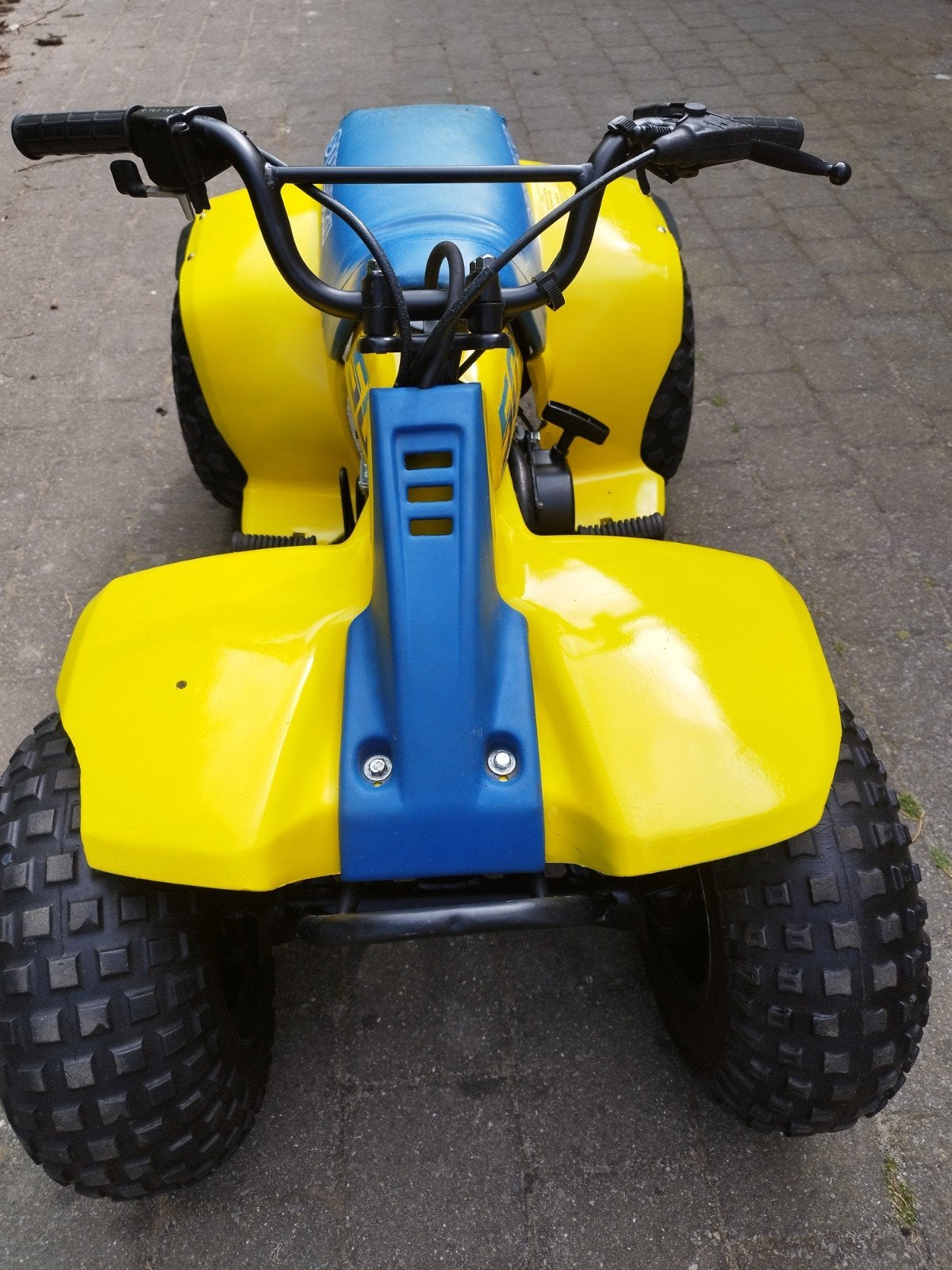 Quad suzuki Lt50, Motoren