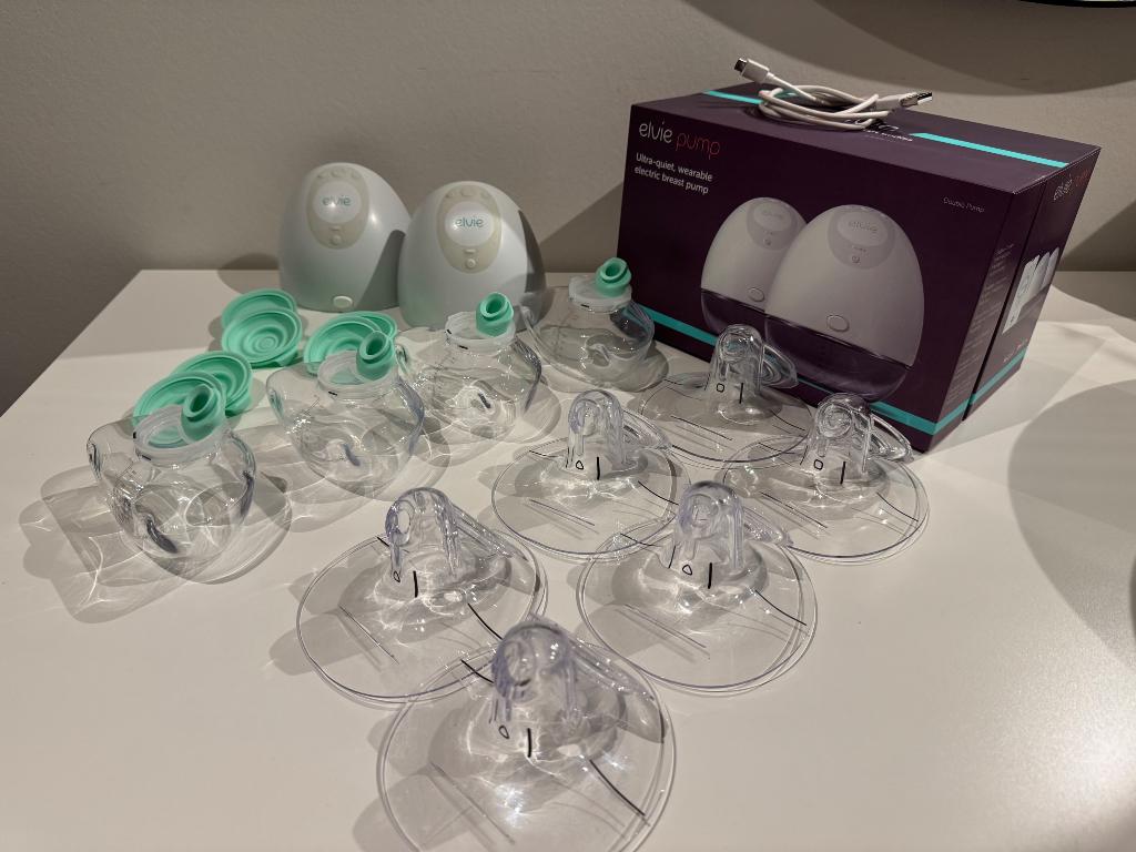 Elvie Pump Dubbele Elektrische Borstkolf, Kinderen en Baby's, Babyvoeding en Toebehoren, Zo goed als nieuw, Borstkolf, Ophalen of Verzenden