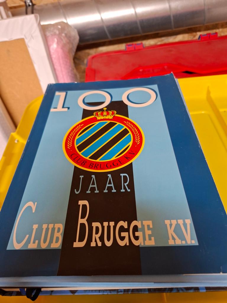 100 jaar Club Brugge K.V., Boeken, Ophalen