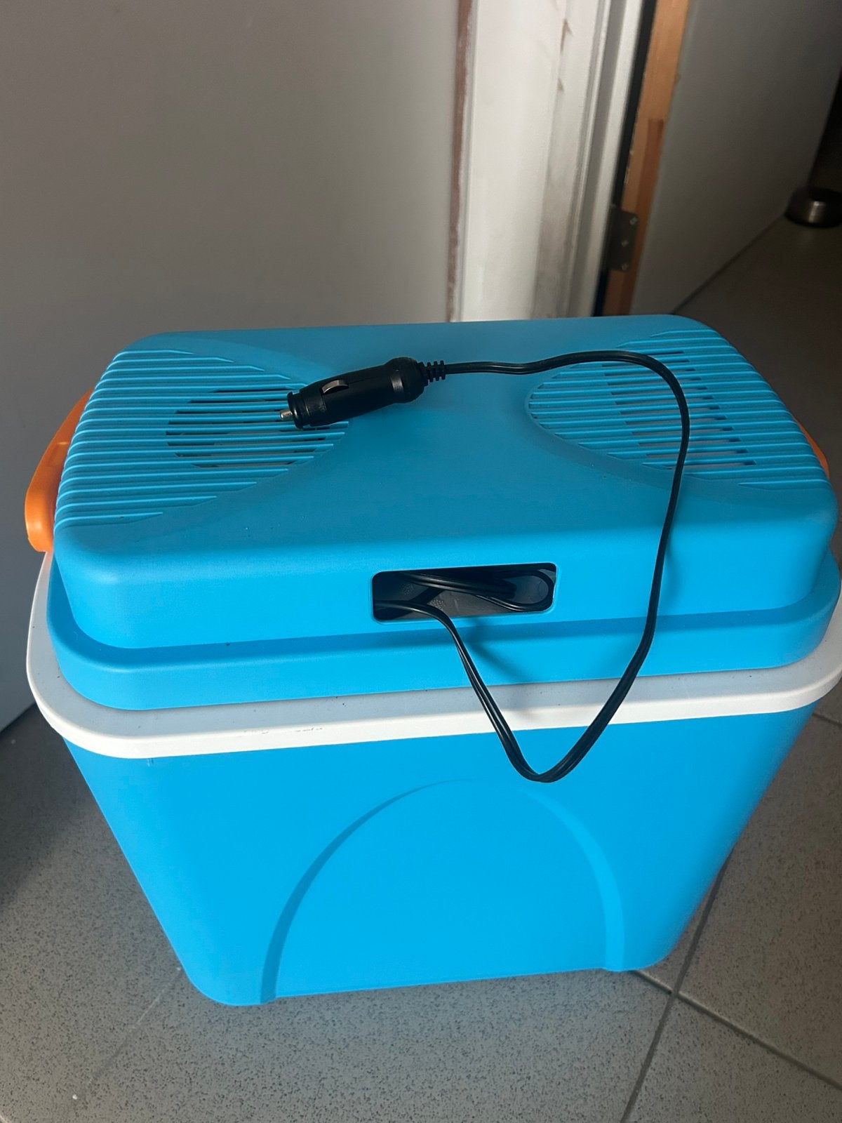 Koelbox op 12v, Caravans en Kamperen, Ophalen, Zo goed als nieuw, Koelbox