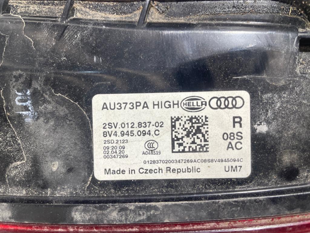 Feux arriere droit INNONDE AUDI A3 8V4945094C, Audi, Enlèvement, Utilisé