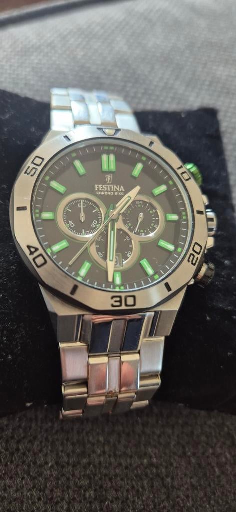 Festina, Ophalen, Staal, Staal