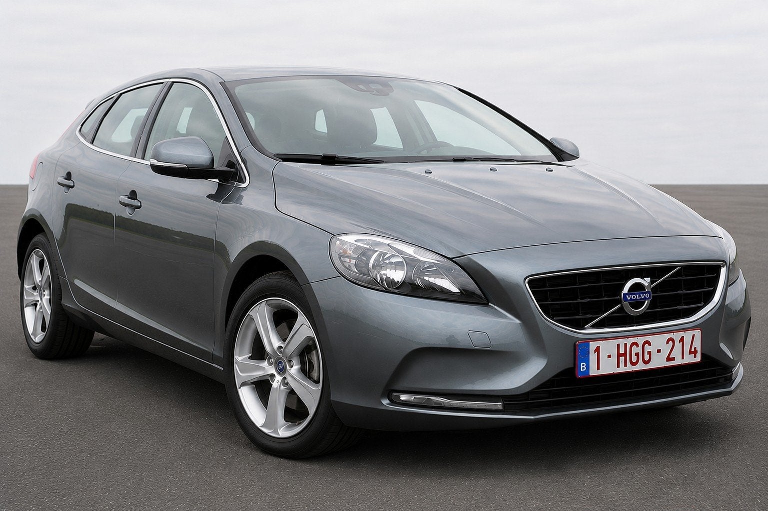 Volvo V40 T3 Summum - 2014 - 35.925 kms - Benzine, Voorwielaandrijving, 4 cilinders, Leder, Particulier