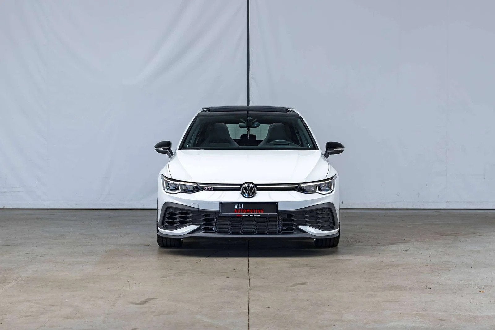 Volkswagen Golf GTI CLUBSPORT|AKRAPOVIC|PANO|HEAD-UP|HARMAN-, Autos, Entreprise, Alcantara, 5 portes, 151 g/km