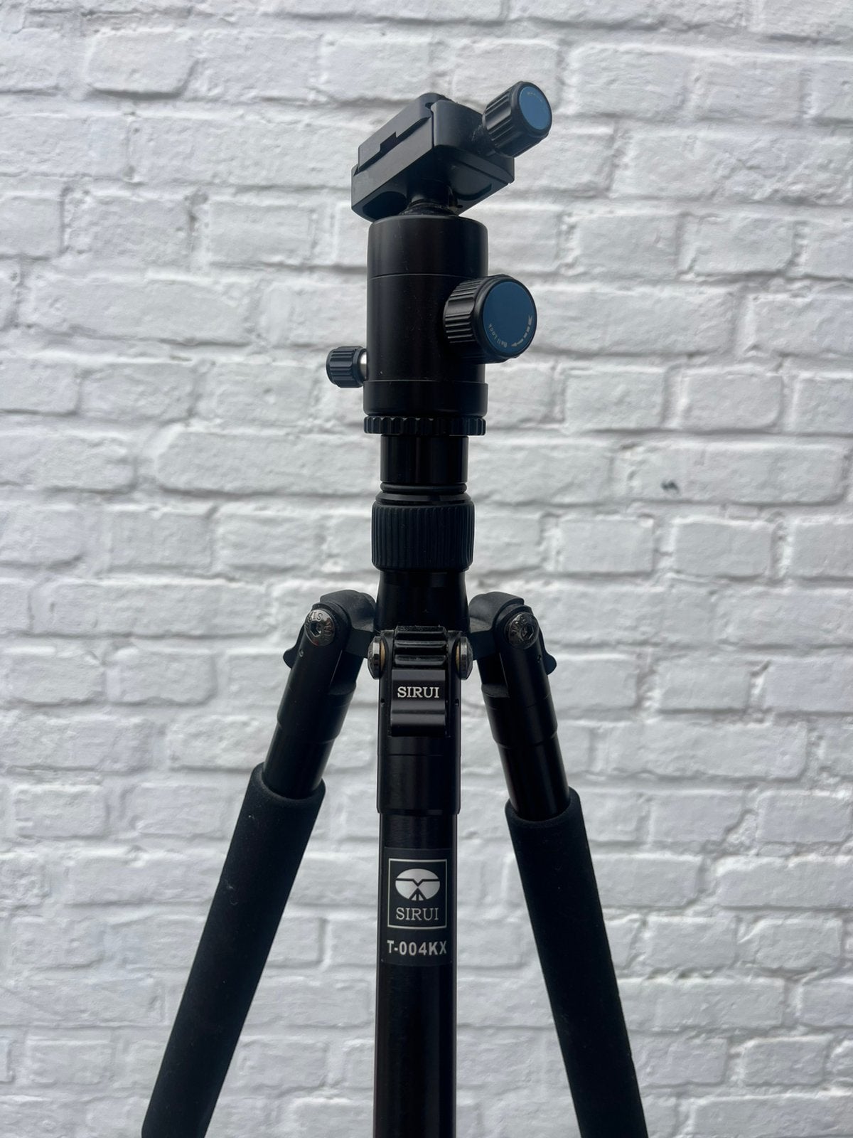 Sirui T-004KX, Pieds flexibles, Comme neuf, Enlèvement, Trépied