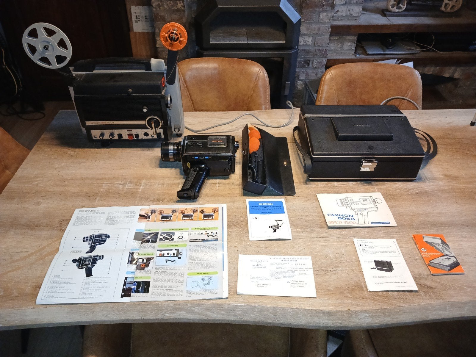 Vintage Chinon camera in werkende staat  vraagprijs 200€, Ophalen