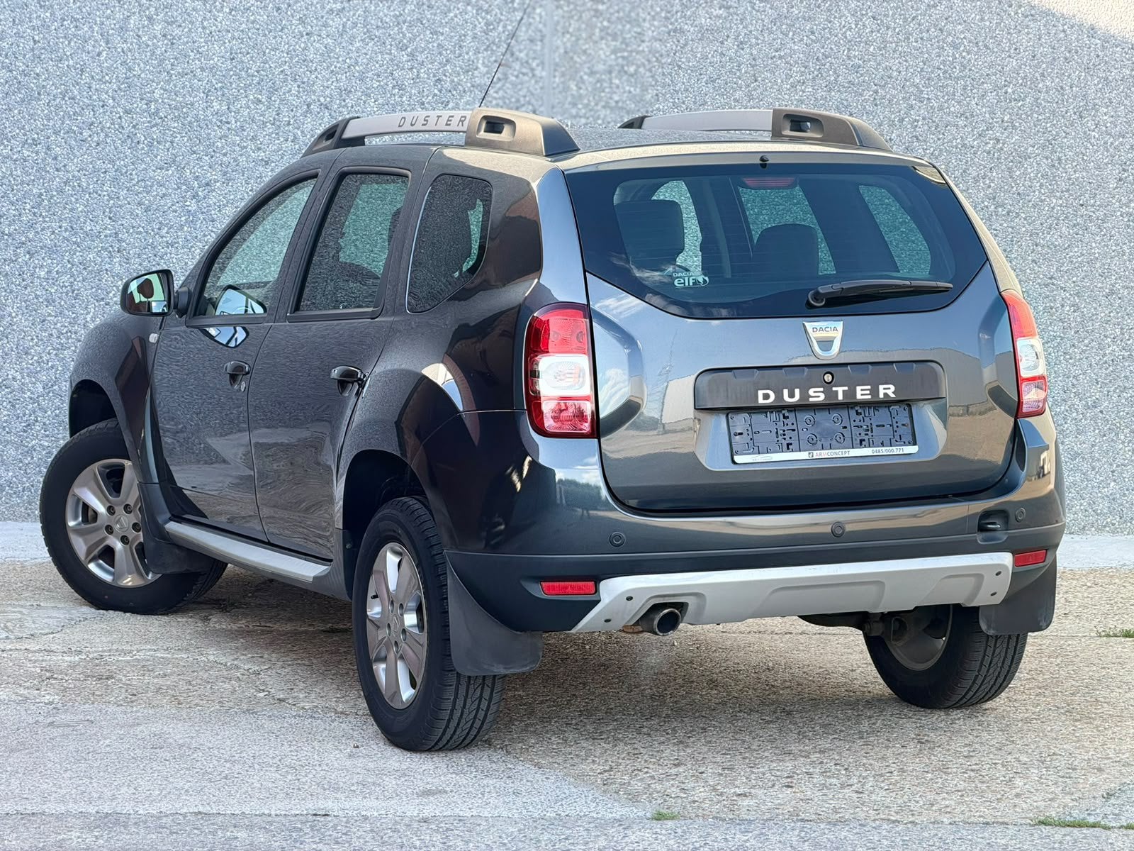 Dacia Duster 1.2 Essence Prestige GARANTIE 12 Mois Cuir/Clim, Bluetooth, Achat, Euro 6, Entreprise