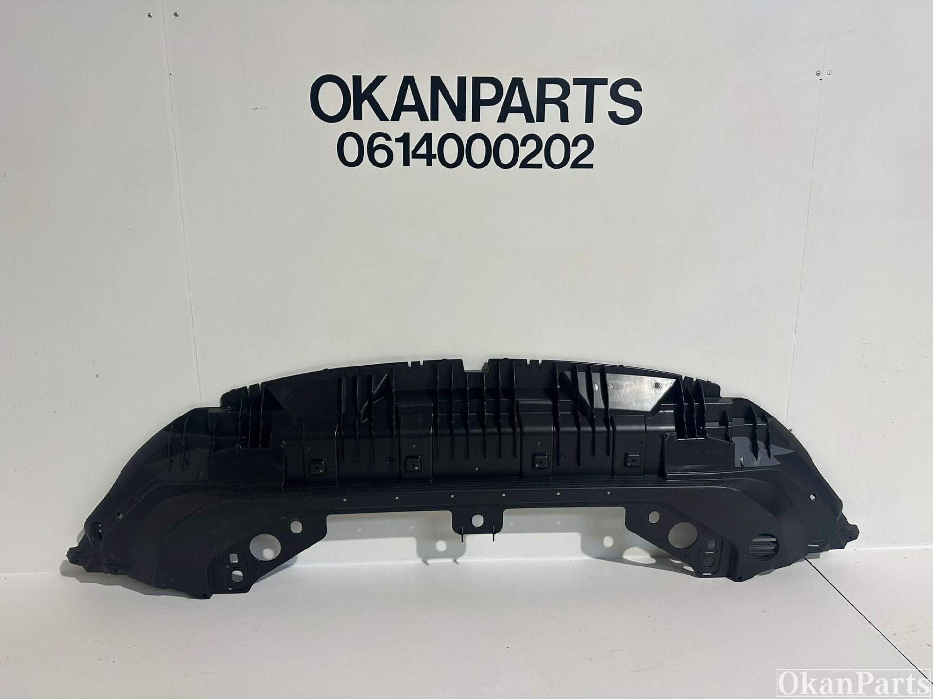 Plaque de base de pare-chocs avant Volvo Xc40 32227309, Utilisé, Avant, Volvo, Pare-chocs
