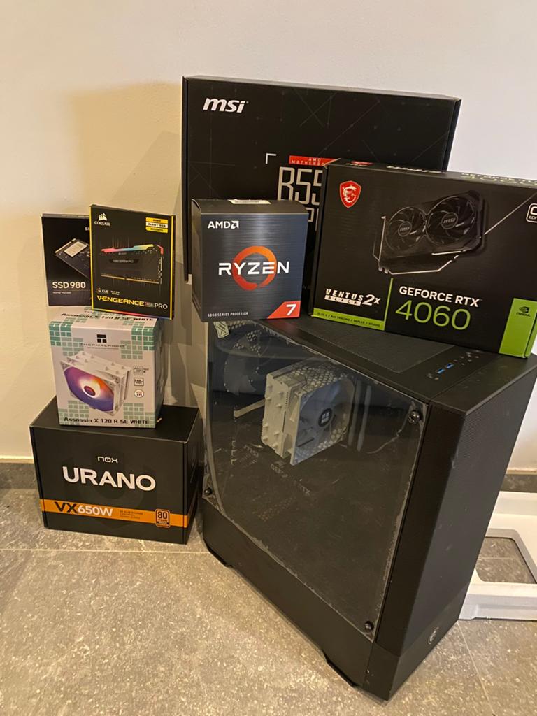 Pc Gamer + Ecran 240hz! +clavier souris gamer + manette, Computers en Software, Ophalen, Gebruikt, 4 Ghz of meer, SSD
