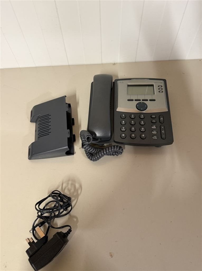 vaste telefoon - Cisco spa303 3-lin sip telefoon, Telecommunicatie, Ophalen of Verzenden, Zo goed als nieuw
