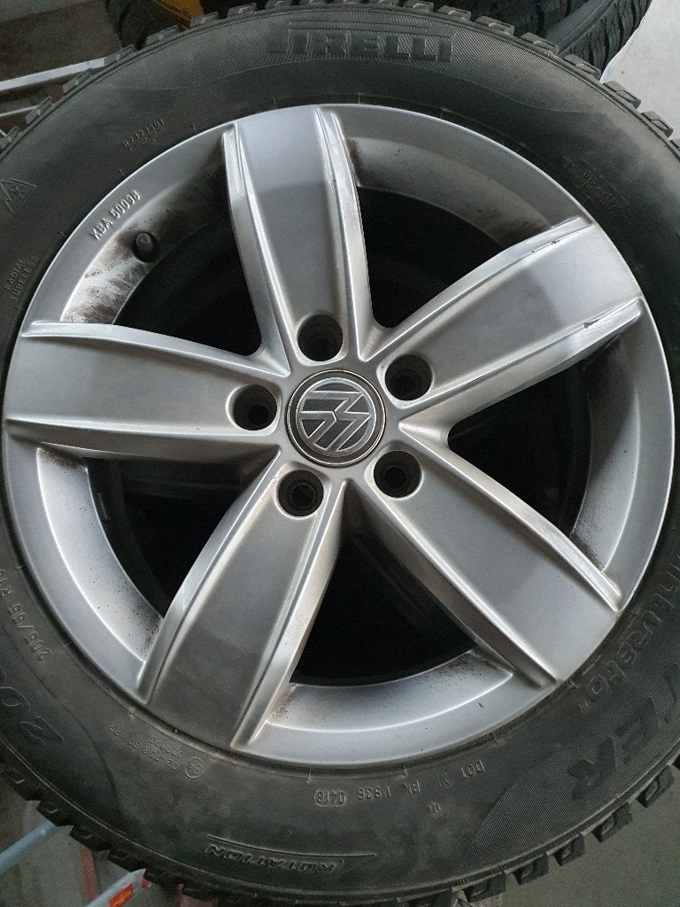 Kit hiver VW Golf 7, Autos : Pièces & Accessoires, Pneus et Jantes, Pneus hiver, 16 pouces, Véhicule de tourisme