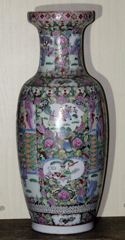 Vase chinois, Enlèvement