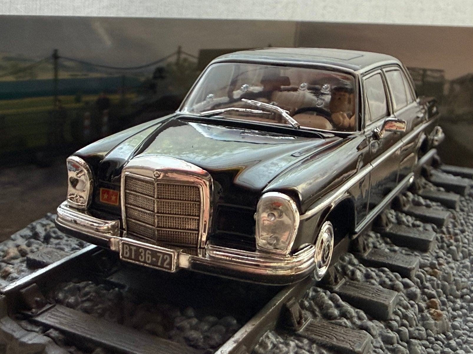 Mercedes Benz 250 SE, Hobby en Vrije tijd, Ophalen of Verzenden, Auto, Universal Hobbies