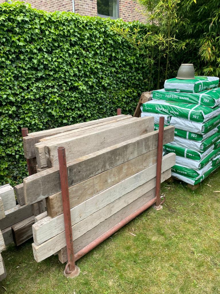 Hout voor bouw, bekistingshout inclusief bak, Doe-het-zelf en Bouw, Hout en Planken, Ophalen, Zo goed als nieuw