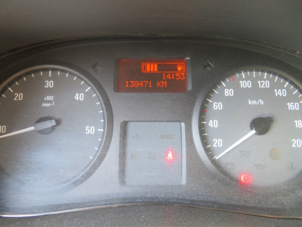 Opel vivaro L1H1 - 138.471km - 2011 - euro 4, Auto's, Voorwielaandrijving, Stof, 1995 cc, Zwart