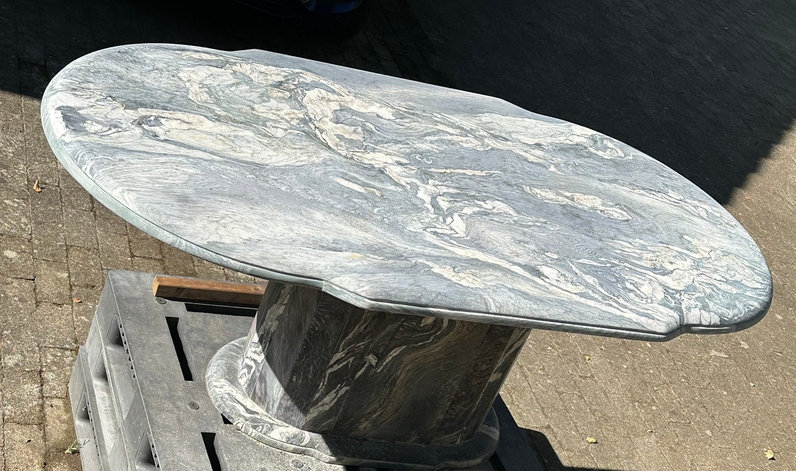 Sculpturale design eettafel 180cm – italiaans marmer 1970, Ophalen, Overige materialen, Gebruikt, 100 tot 150 cm