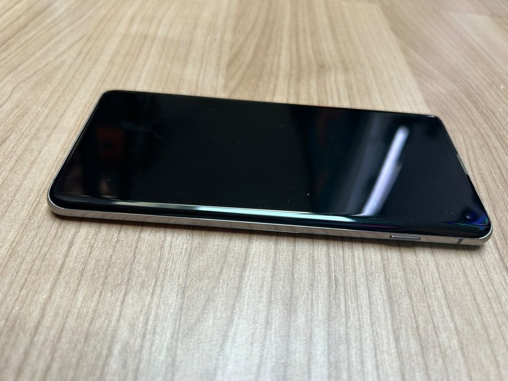 Samsung Galaxy S10 noir 128 Go - Dégâts causés par l'eau, 10 mégapixels ou plus, Enlèvement ou Envoi, Ne fonctionne pas, Sans abonnement