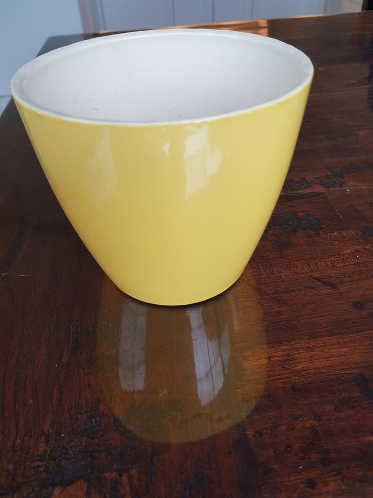 Gele bloempot 12 cm diameter, Ophalen