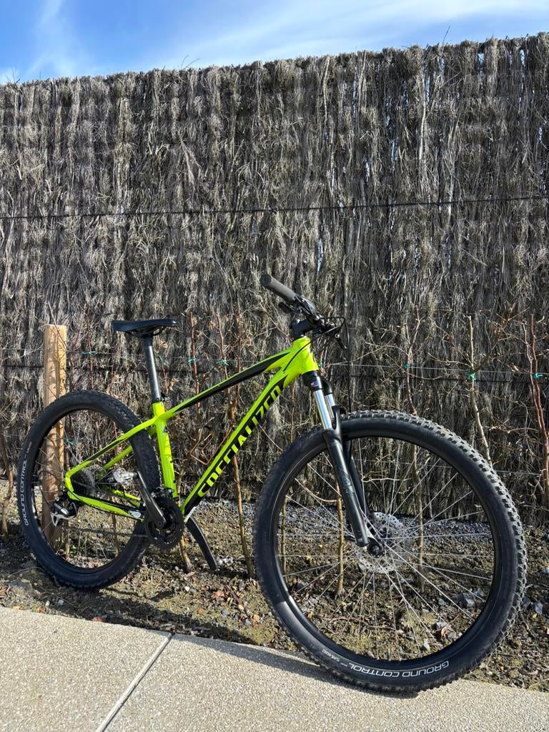Mountainbike Specialized Maat M - 27,5 inch wielen, Ophalen, Zo goed als nieuw, 26 inch of meer, Versnellingen