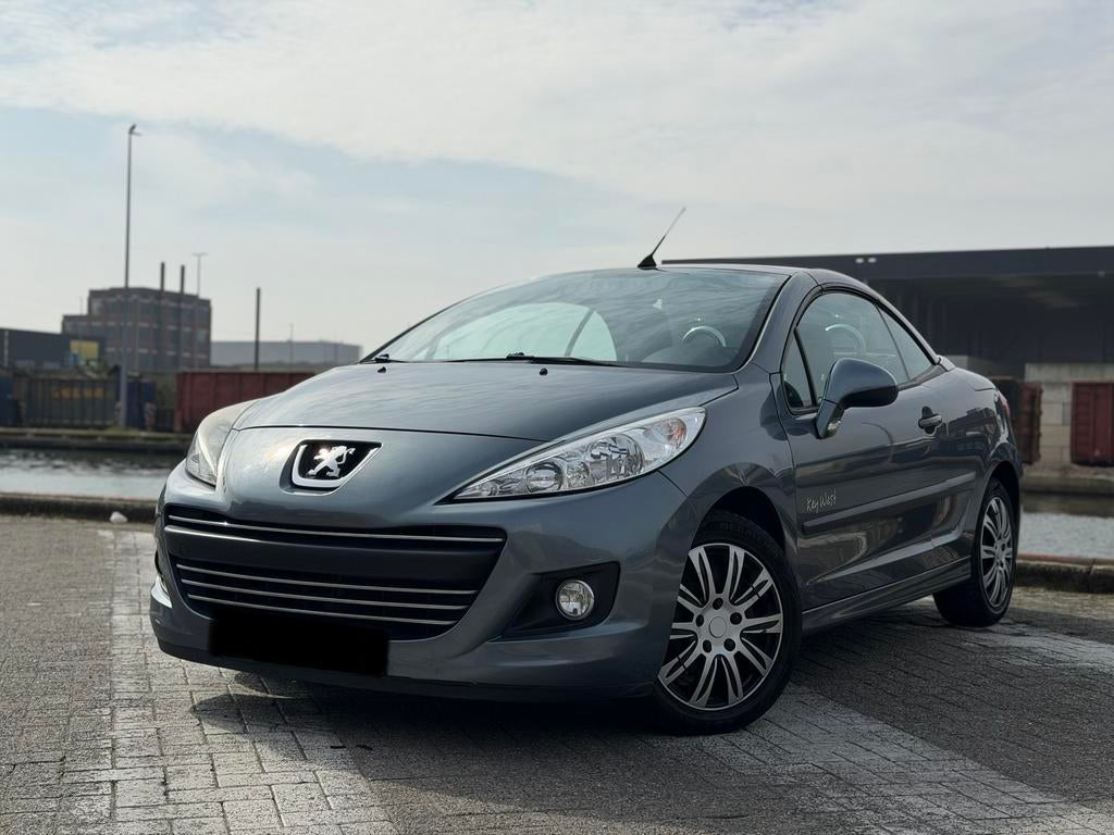 Peugeot 207cc 1.6 benzine Euro5 125.000km, Auto's, Voorwielaandrijving, Stof, Zwart, Cabriolet