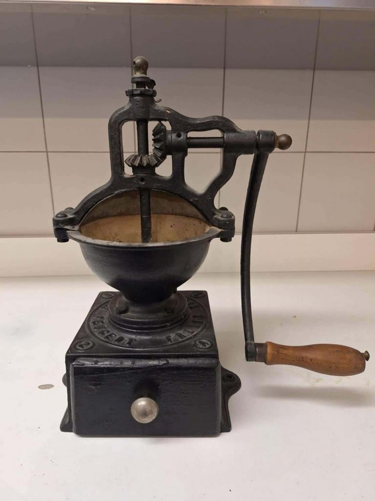 Moulin à café Peugeot Frères, Enlèvement ou Envoi
