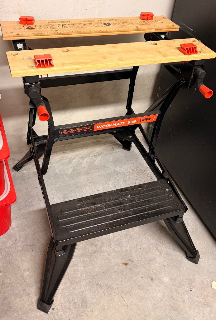 Handige Werkbank, Ophalen, Zo goed als nieuw, Minder dan 70 cm, Bankschroef