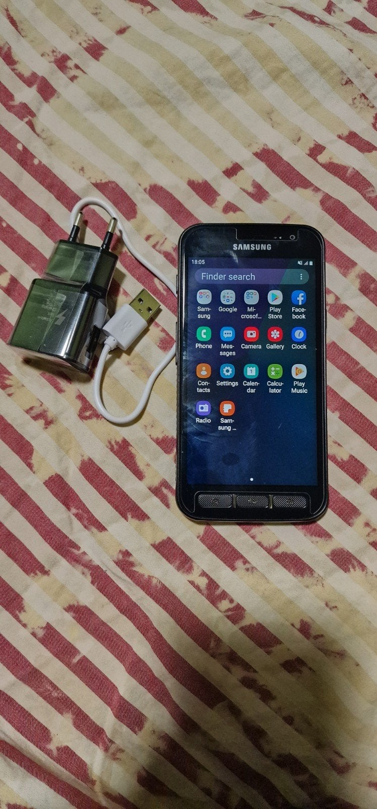 Samsung Galaxy Xcover 4, presque neuf avec accessoires
Samsu, Enlèvement ou Envoi