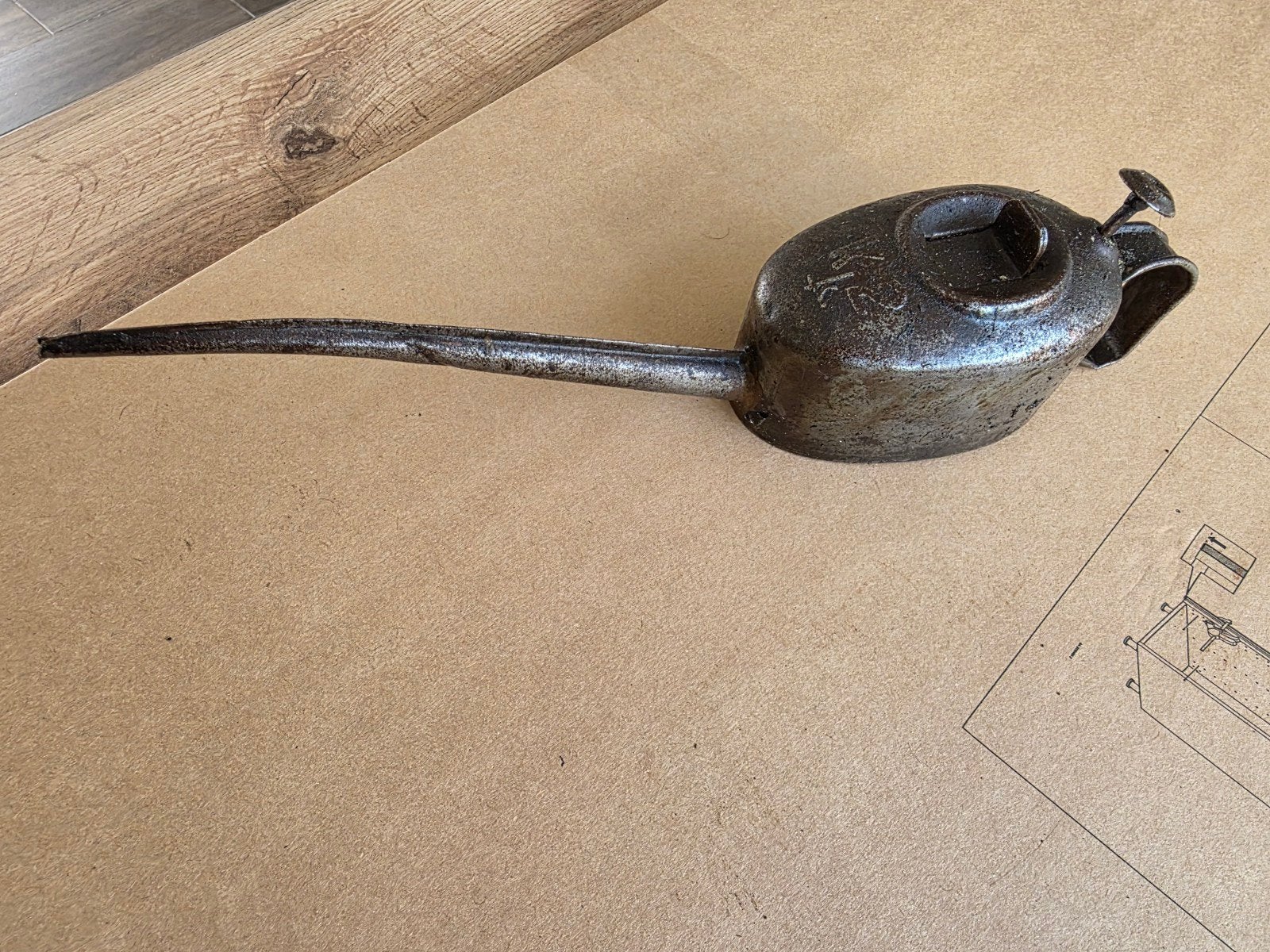 Antieke Duitse oliespuit model K2, Ophalen of Verzenden, Landmacht, Overige typen