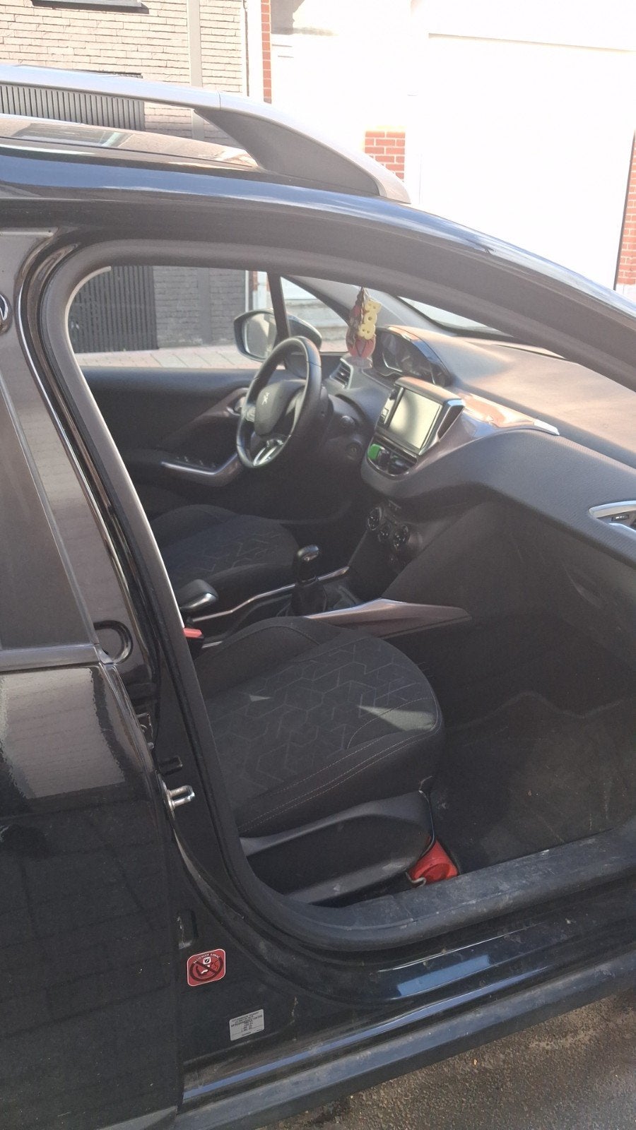 peugeot 2008 essence, Auto's, Euro 5, Stof, Zwart, 3 cilinders