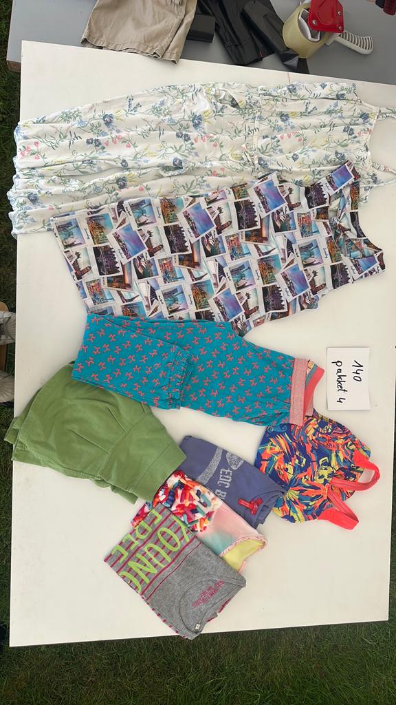 Pakket meisje maat 140, Ophalen, Meisje, Broek