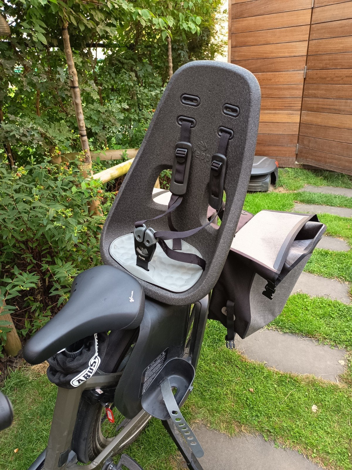 Thule Yepp Nexxt Maxi fietsstoel, Fietsen en Brommers, Fietsaccessoires | Fietsstoeltjes, Ophalen