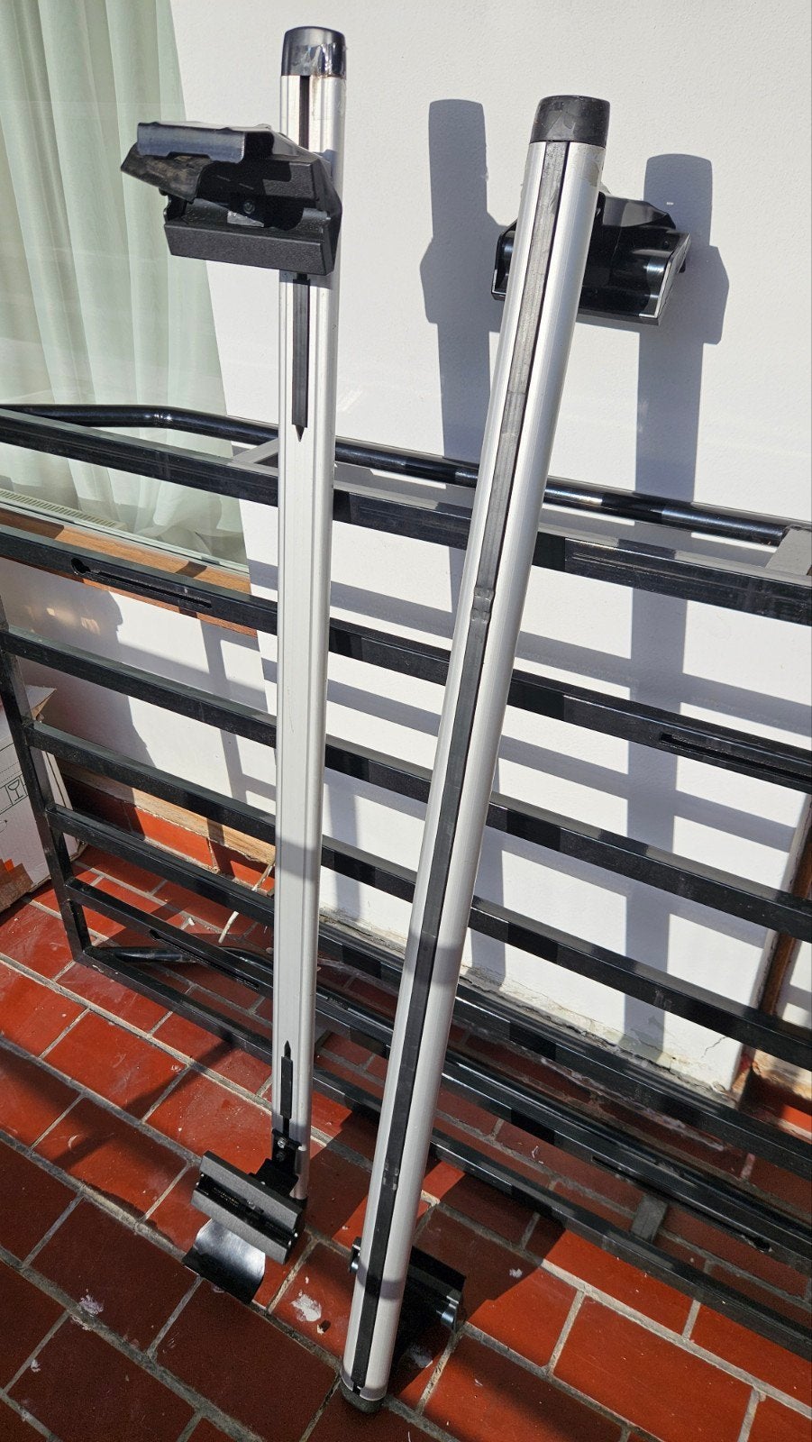 Panier de toit universel + Barres de toit en aluminium, Enlèvement