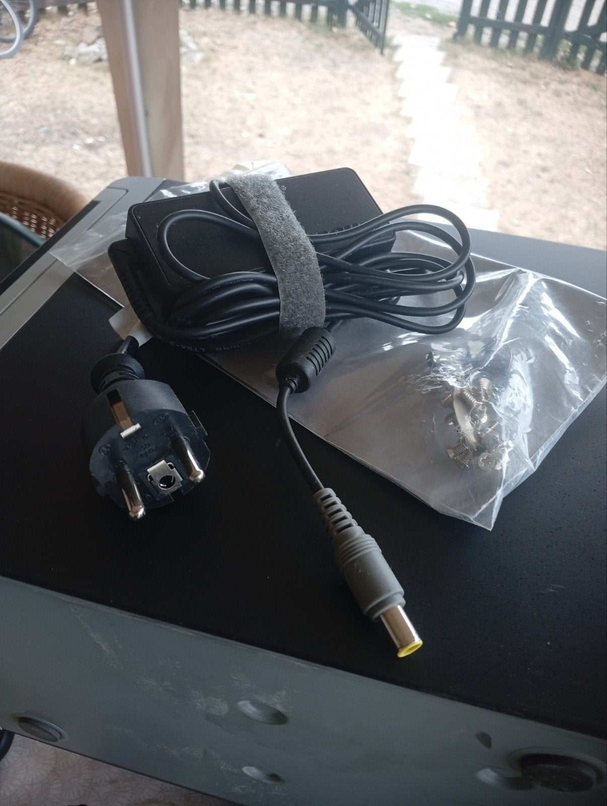 Originele Lenovo-laptopoplader, Computers en Software, Laptop-opladers, Ophalen of Verzenden