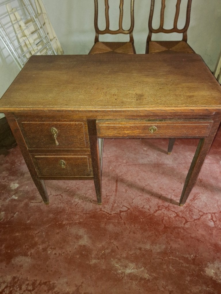antiek houten bureau, Huis en Inrichting, Bureaus, Ophalen, Gebruikt, Hout, Antiek