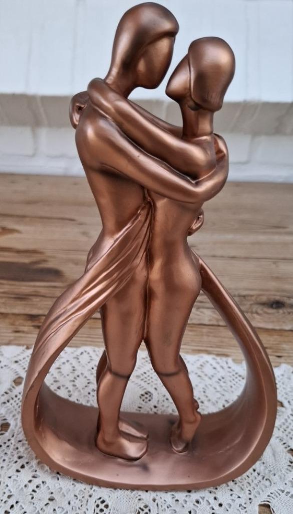 Beeldje kussend paar, kunsthars met een metaal look, -, Utilisé, -, -