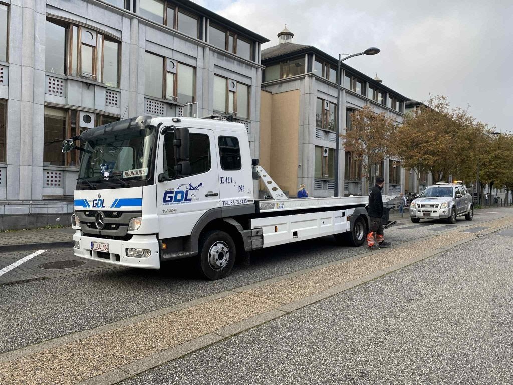 Mercedes Atego dépanneuse Omars, Euro 5, Achat, 2 places, Carnet d'entretien
