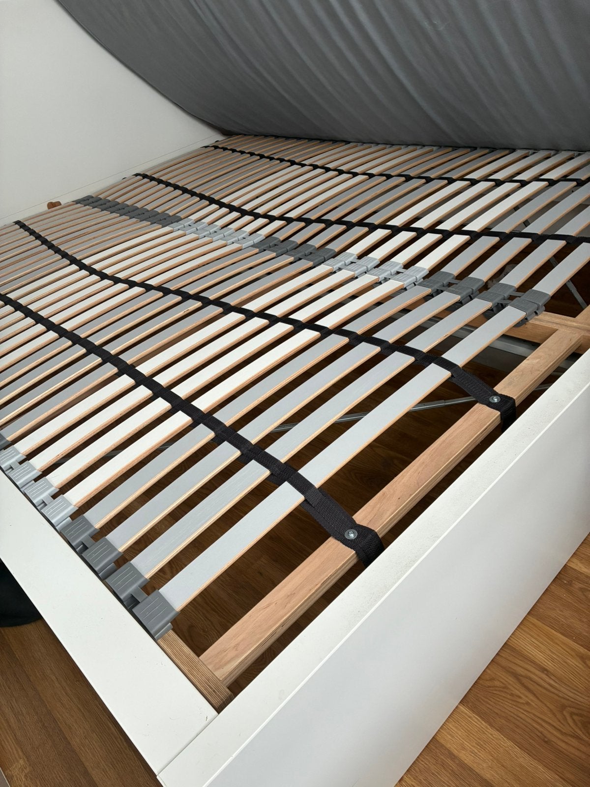 Lit Malm ikea 180x200 blanc, Enlèvement, Comme neuf, Blanc