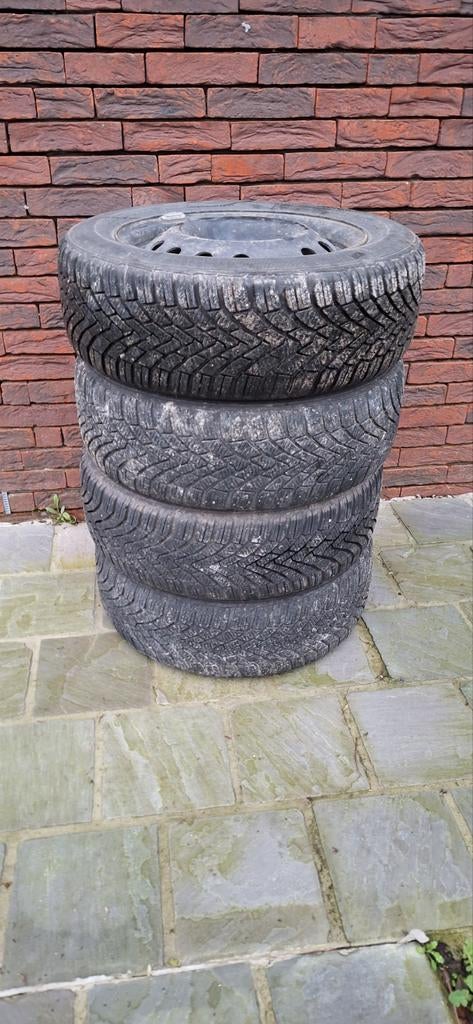 4 winterbanden, ContiWinterContact, 185/60 R14T, met velg, Ophalen, Gebruikt