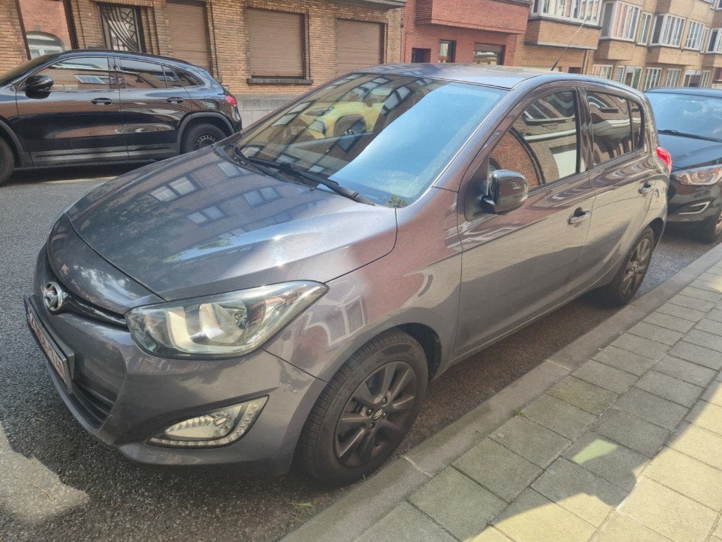 Hyundai i20, Achat, 63 kW, 1045 kg, Boîte manuelle