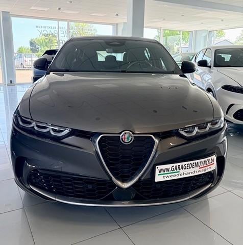 ALFA ROMEO TONALE TI MILD HYBRID, https://public.car-pass.be/vhr/8aabc2cf-3d8a-4e52-a694-7d7dcd6b1899, 4 cilinders, Leder en Stof
